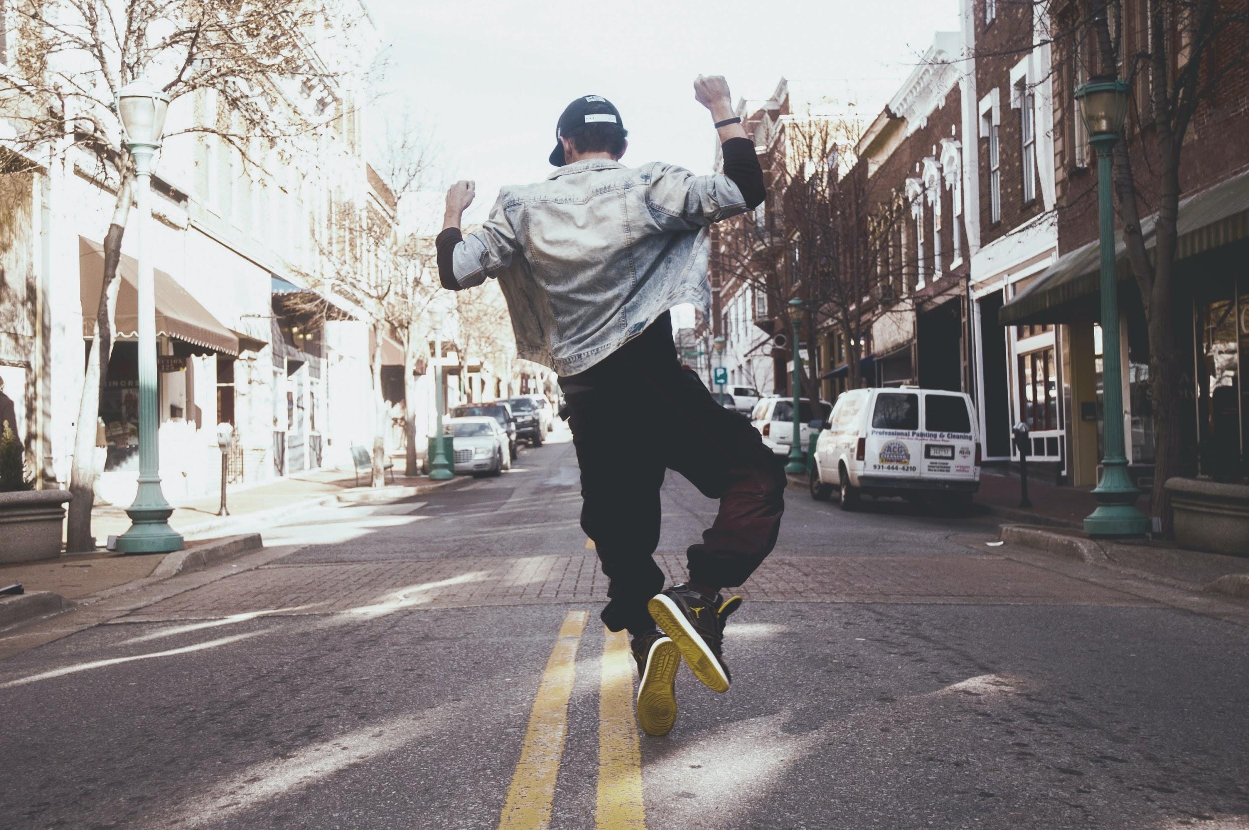 How Does CBD Make You Feel Better?